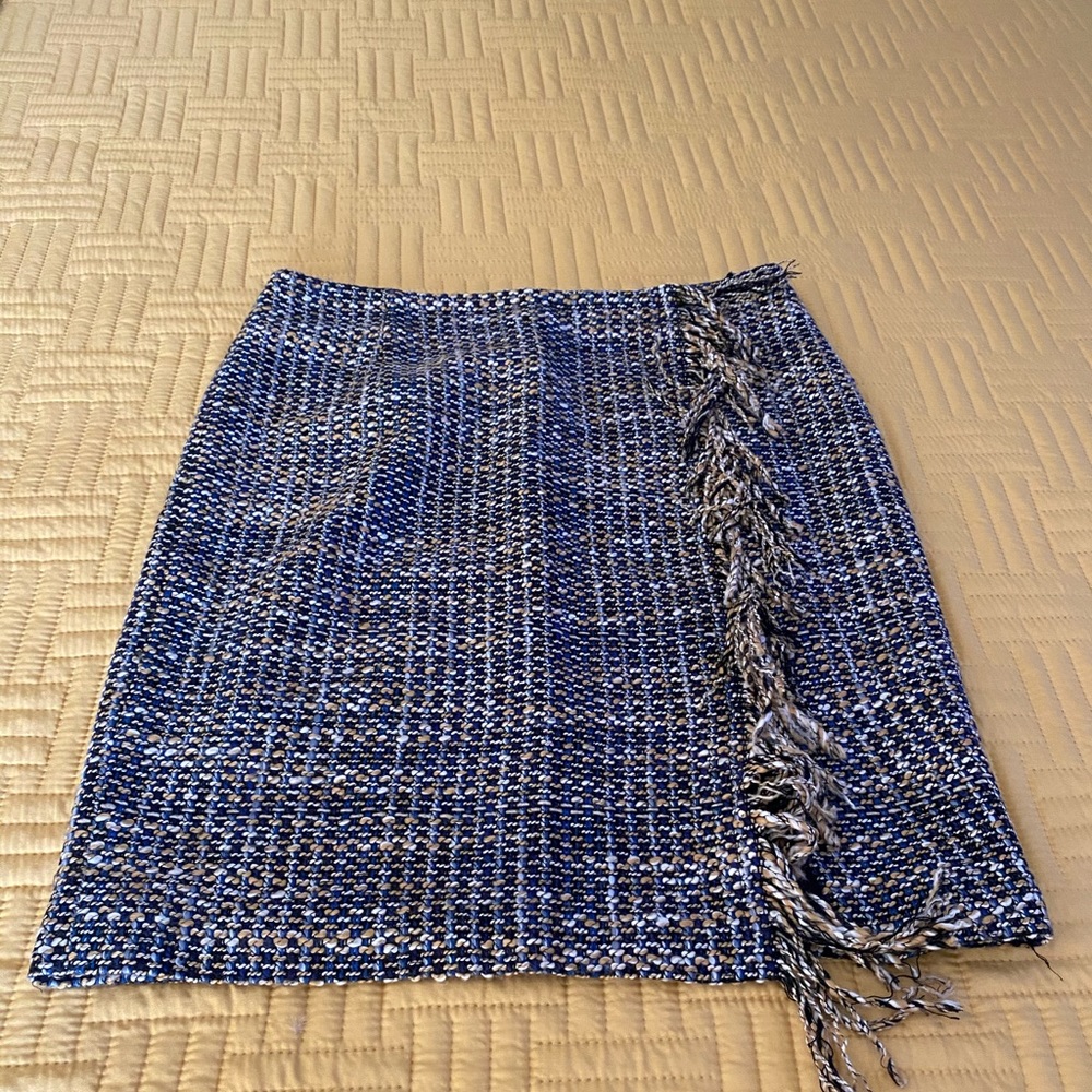 Tweed skirt